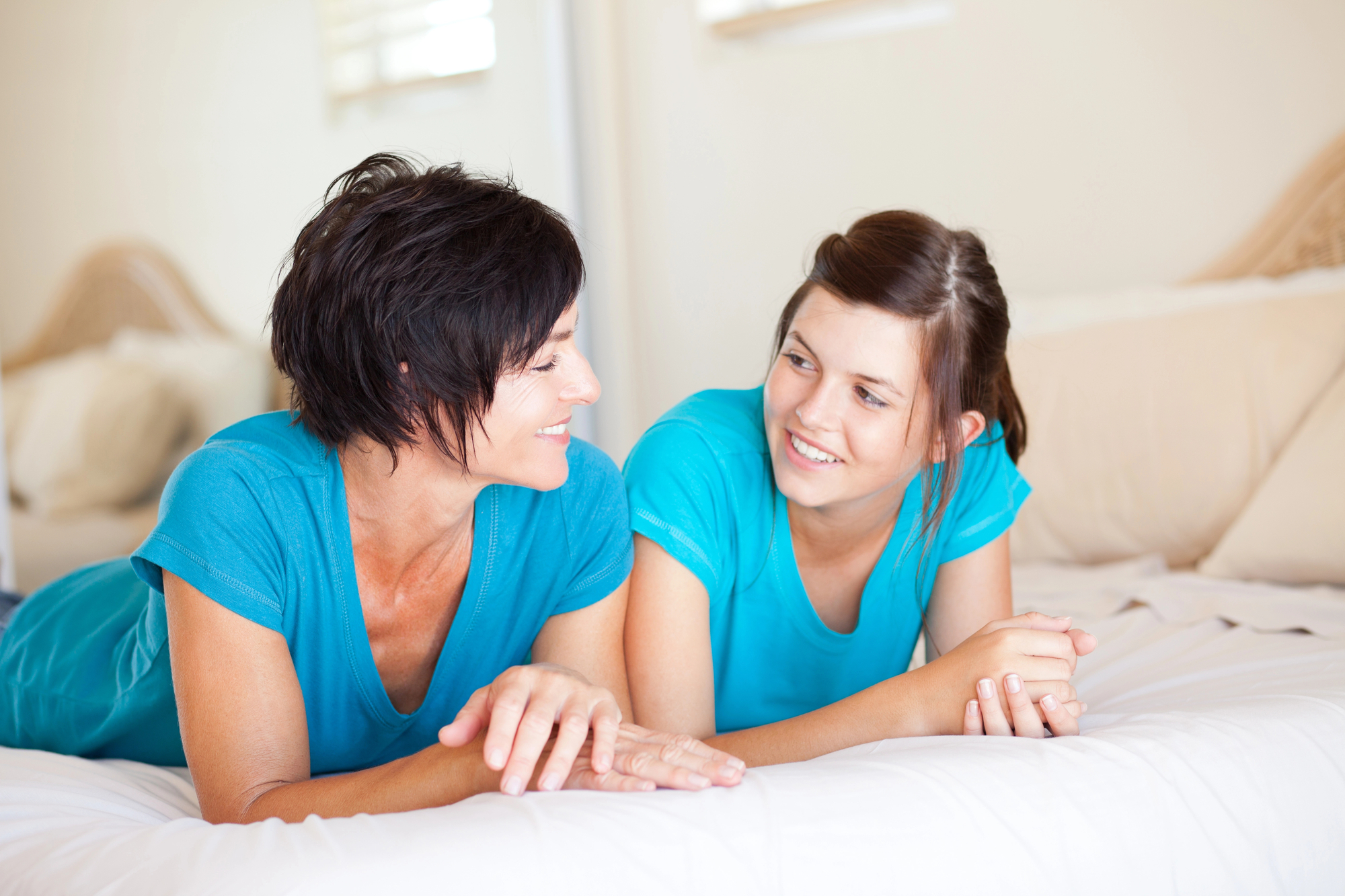 3 Realistic Tips For How To Talk To Your Teenage Daughter Intentional